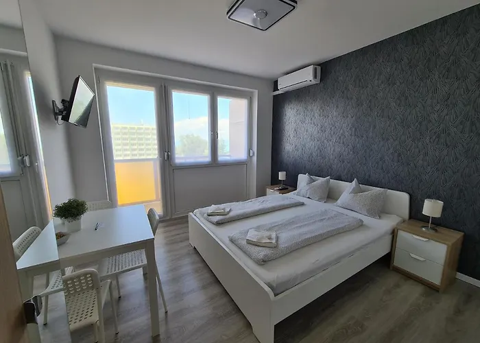 Surman Apartman *